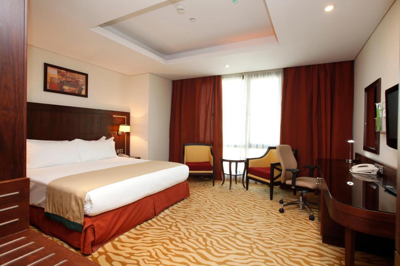 Holiday Inn Olaya By Ihg Riaad Buitenkant foto