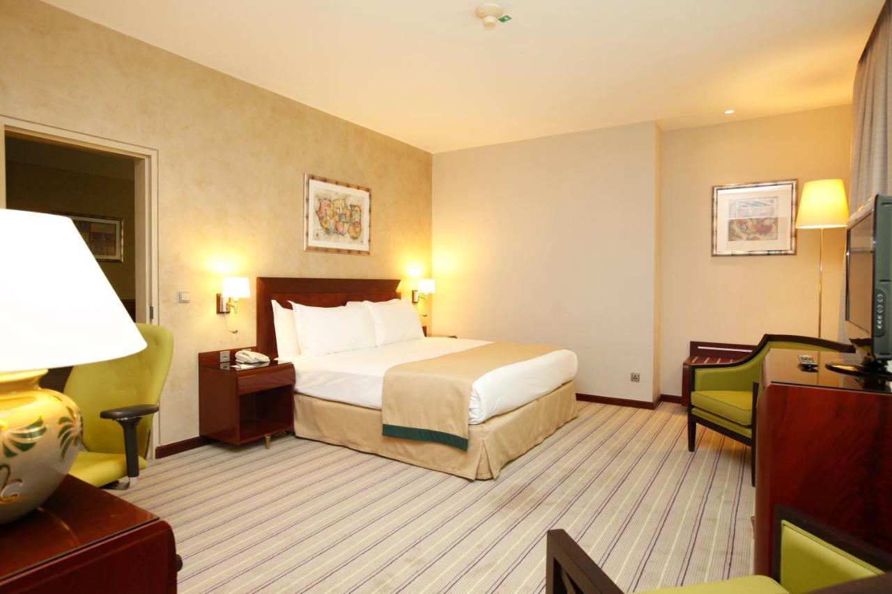 Holiday Inn Olaya By Ihg Riaad Buitenkant foto