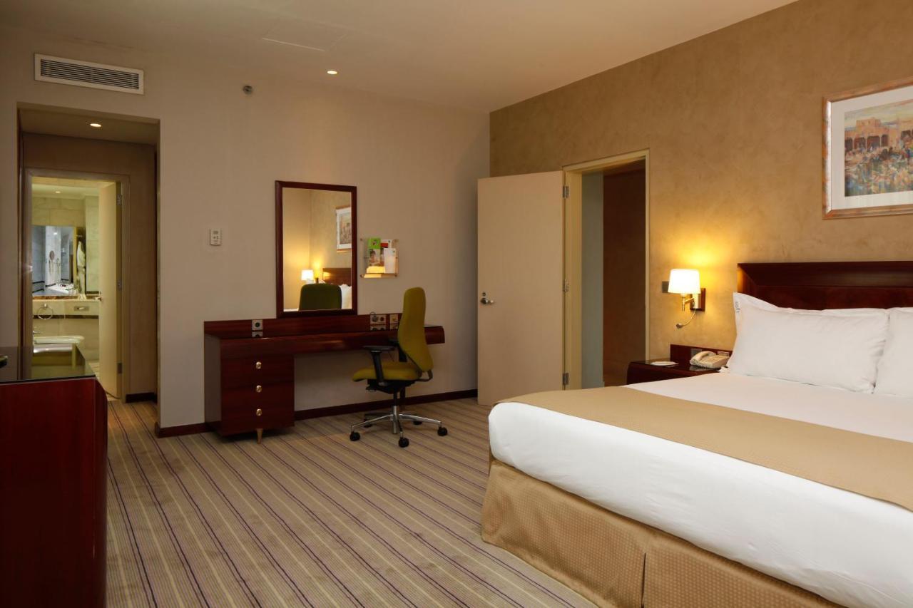 Holiday Inn Olaya By Ihg Riaad Buitenkant foto