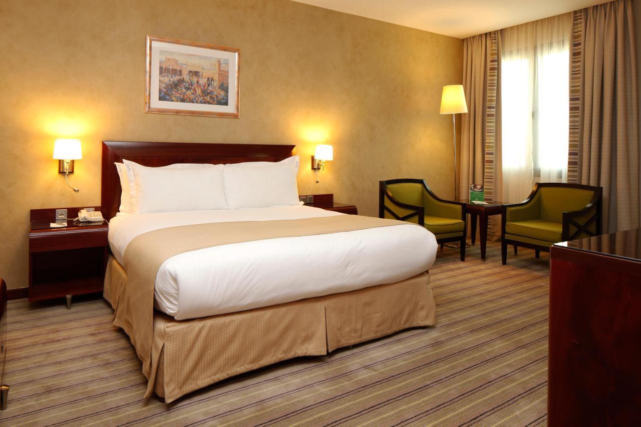 Holiday Inn Olaya By Ihg Riaad Buitenkant foto