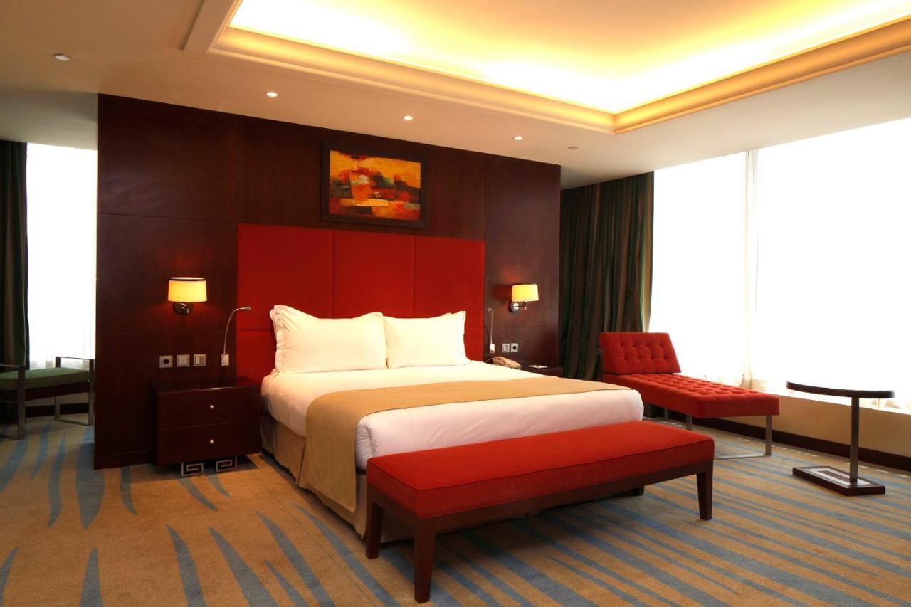 Holiday Inn Olaya By Ihg Riaad Buitenkant foto