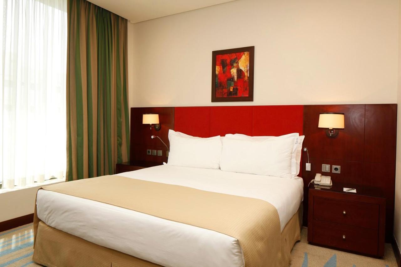 Holiday Inn Olaya By Ihg Riaad Buitenkant foto