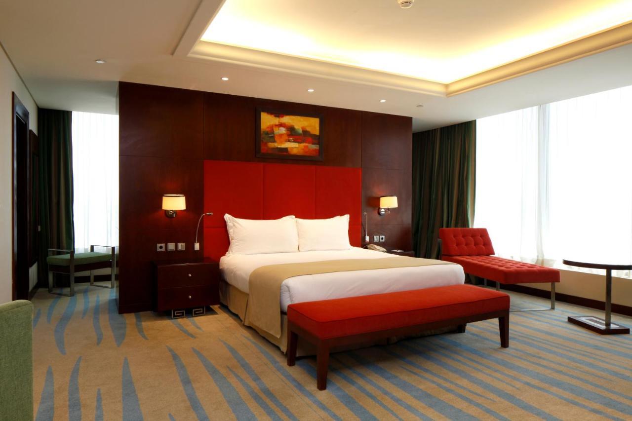 Holiday Inn Olaya By Ihg Riaad Buitenkant foto