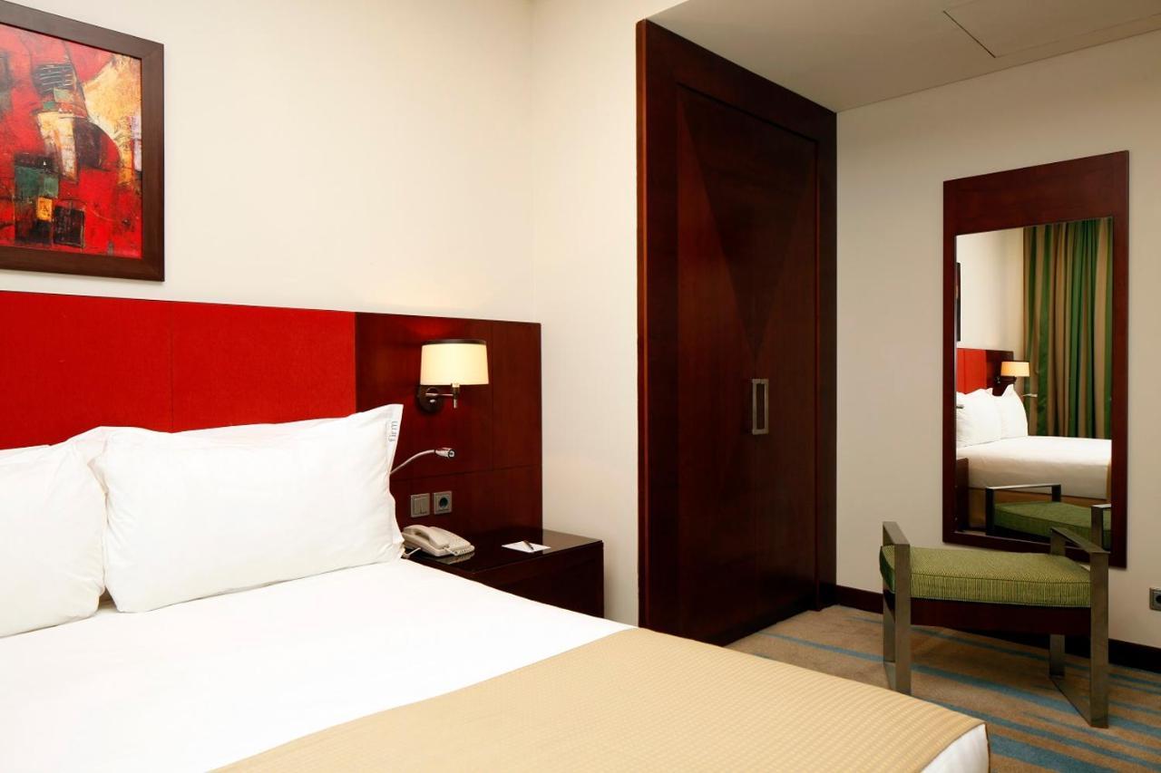 Holiday Inn Olaya By Ihg Riaad Buitenkant foto