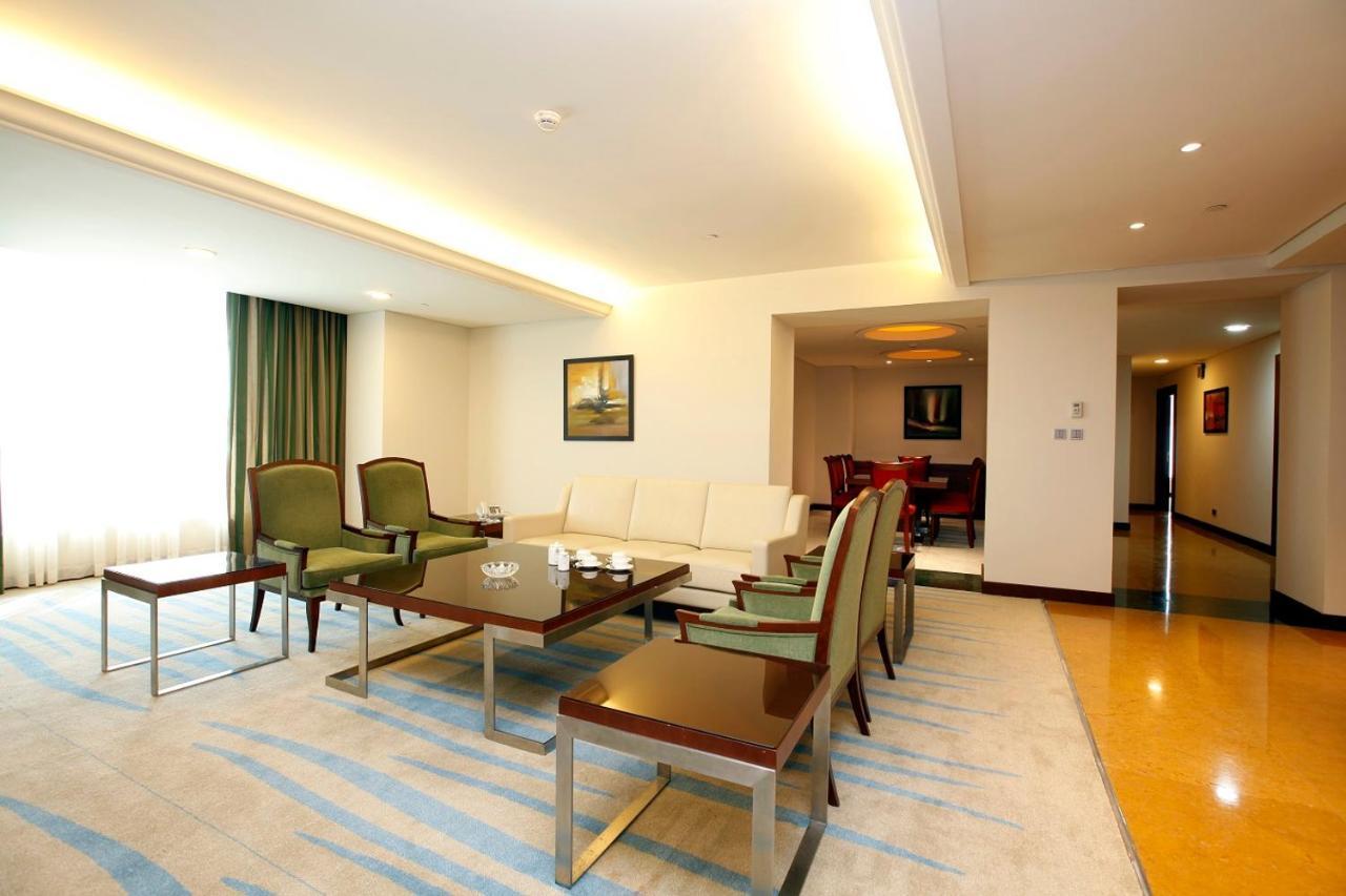 Holiday Inn Olaya By Ihg Riaad Buitenkant foto