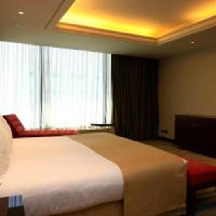 Holiday Inn Olaya By Ihg Riaad Buitenkant foto