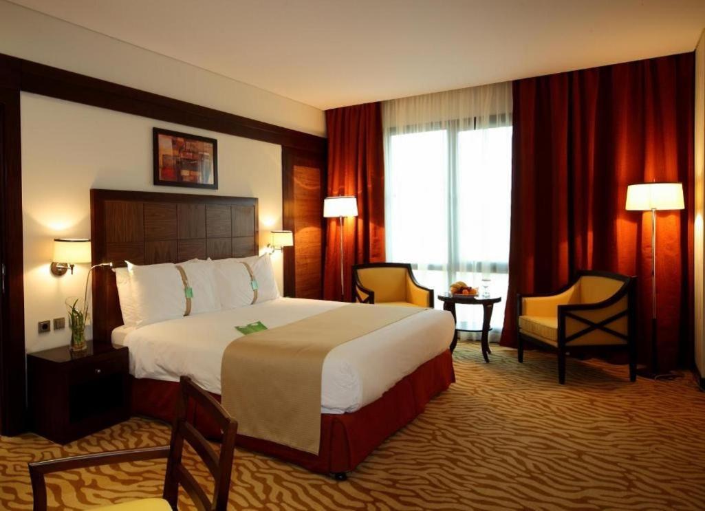 Holiday Inn Olaya By Ihg Riaad Buitenkant foto