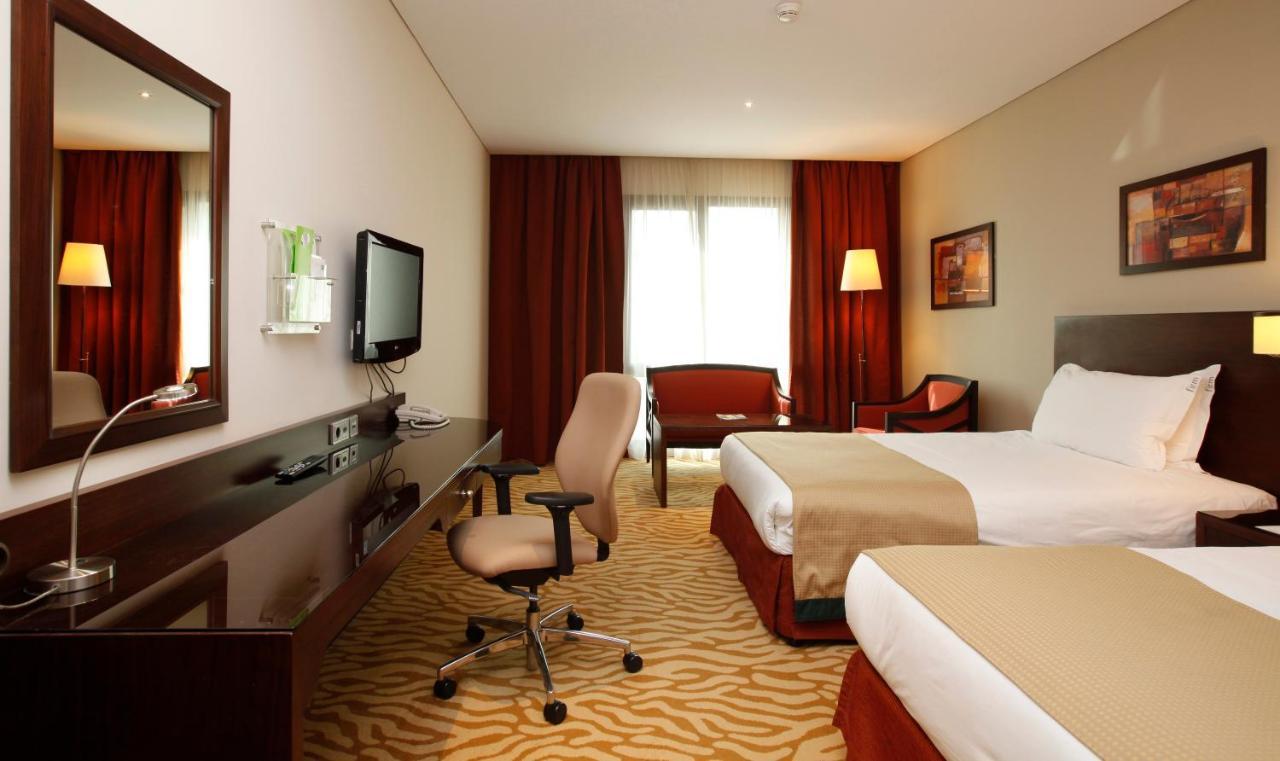 Holiday Inn Olaya By Ihg Riaad Buitenkant foto